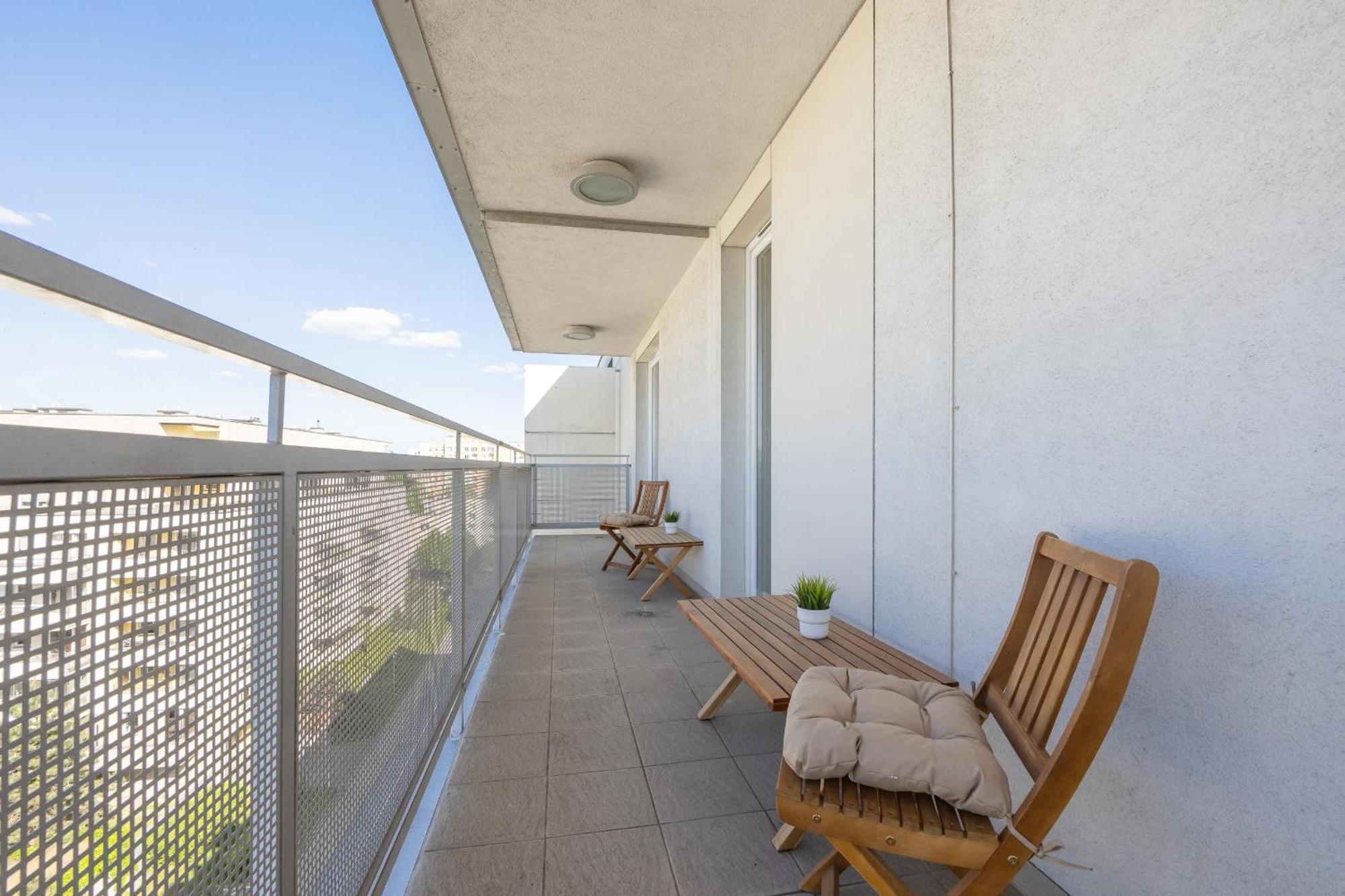 Apartament Luxury Four Bedroom With Parking & Balcony In Mokotow By Renters Prestige