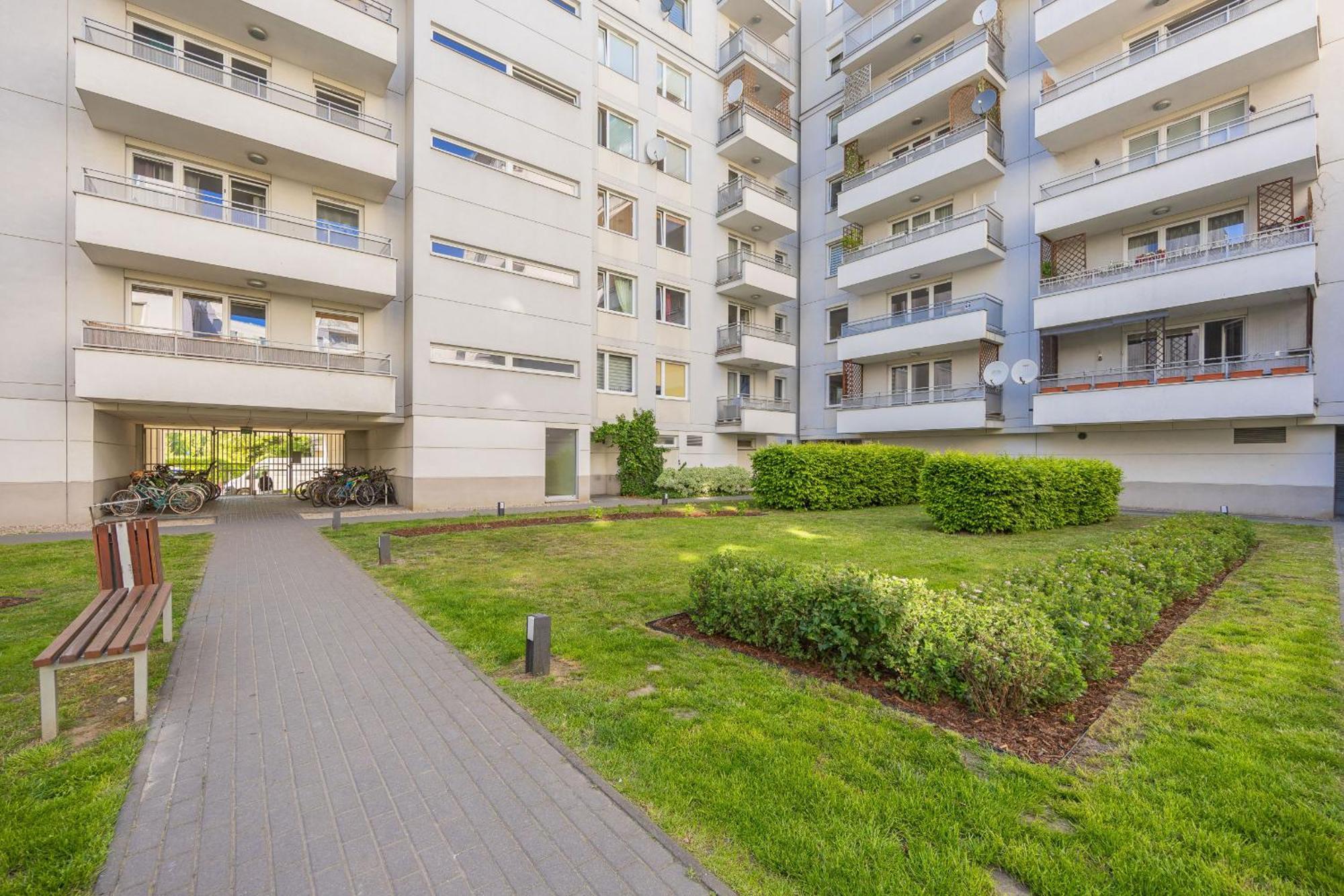 Apartament Luxury Four Bedroom With Parking & Balcony In Mokotow By Renters Prestige *