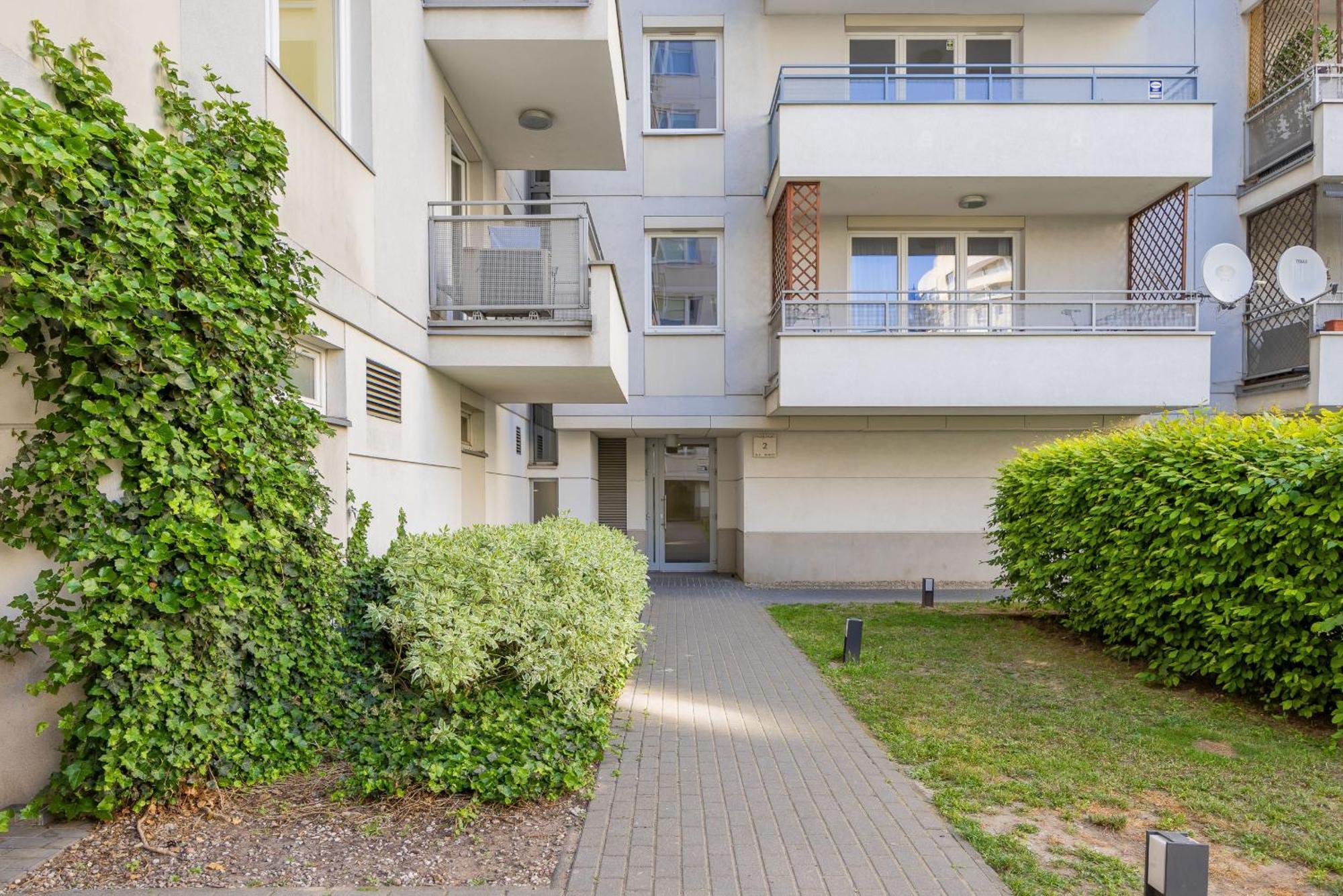 Apartament Luxury Four Bedroom With Parking & Balcony In Mokotow By Renters Prestige *